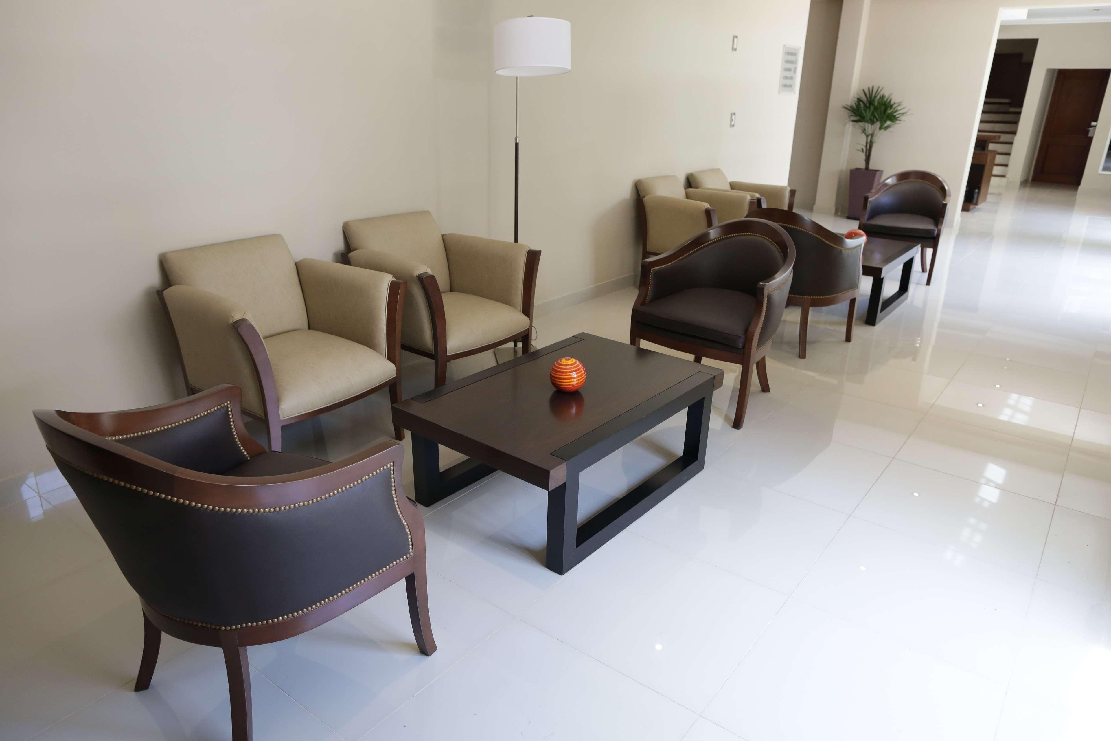 Howard Johnson Resort & Spa Escobar Belen de Escobar Exterior photo
